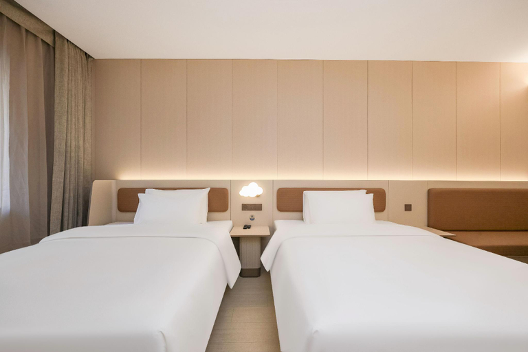 Bedroom 3, Hanting Hotel Harbin Convention and Exhibition Center Zhujiang Road, Harbin