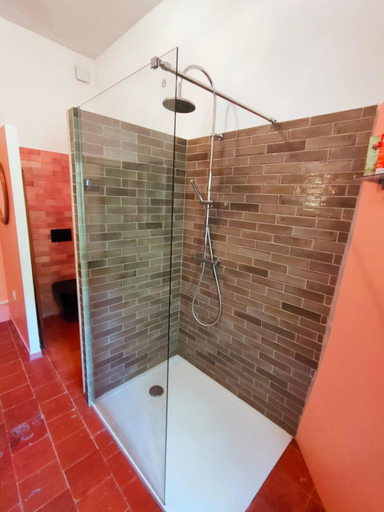 Bathroom, villa marguerite, Hérault