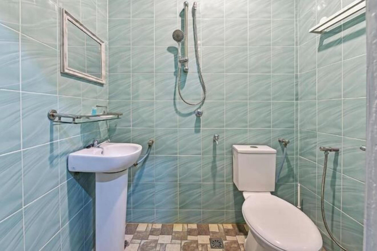 Bathroom 5, DARUL SALAM ORKID INN, Kemaman