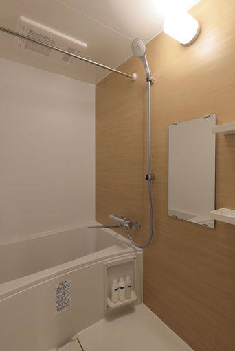 Bathroom 5, Koti Sopo Universal Bay 4 by Liaison, Osaka