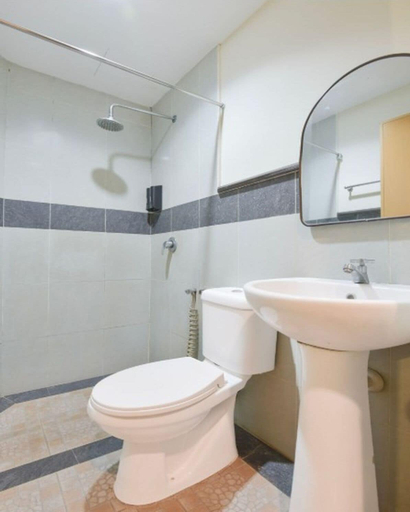 Bathroom, Hotel O Cozy Fox Hotel, Petaling Jaya
