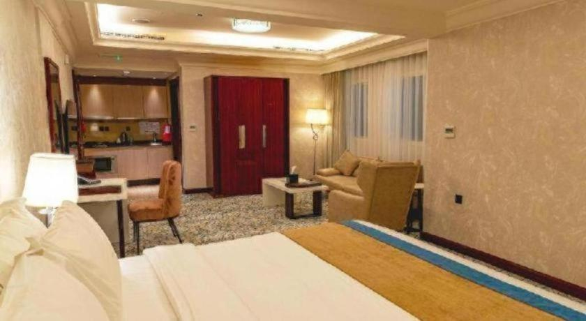 Bedroom 3, Gulf Pearls Hotel, Doha