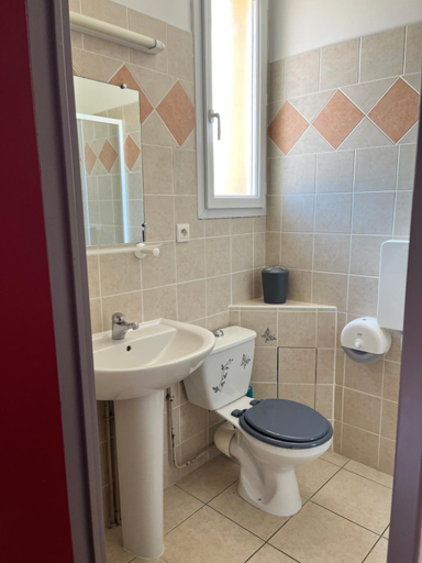Bathroom 4, Auberge de la meouge, Hautes-Alpes