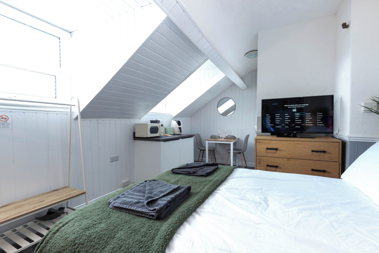 Room 2, The Bay by Guestz, Lancashire