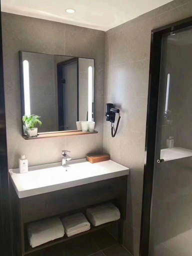 Bathroom 4, Hanting Hotel Qingdao May Fourth Square Olympic Sailing Center, Qingdao