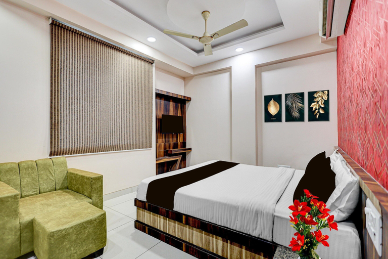 Room 5, Classic Olive Greens, Jaipur