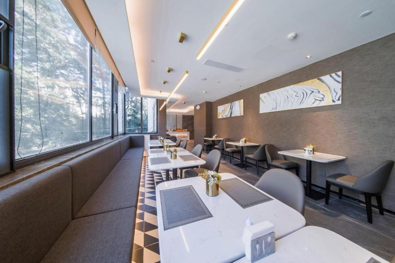 Food & Drinks 4, Home Inn Plus Kunming Cuihu Road, Kunming