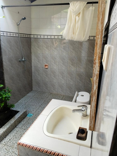 Bathroom 5, Pondok Alam Bukit, Karangasem