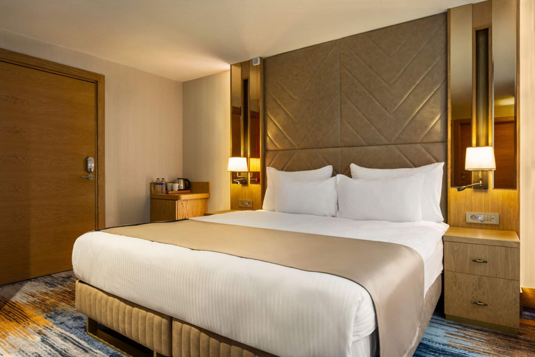 Bedroom 2, Days Inn By Wyndham Istanbul Bomonti, Şişli