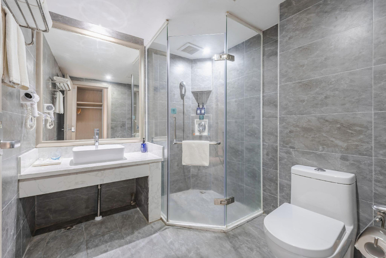 Bathroom 3, Starway Hotel Dongguan Houjie, Dongguan