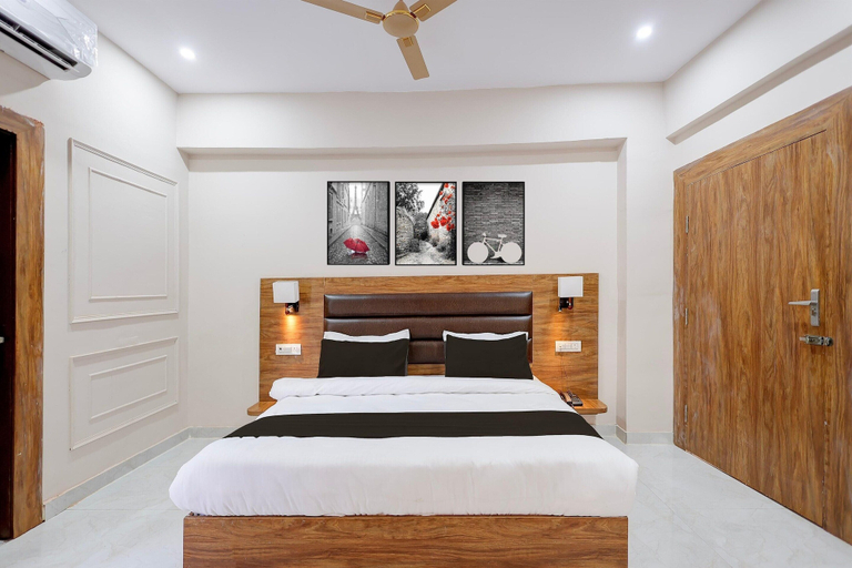 Room 3, Premium Valley View With Balcony Haldwani, Nainital