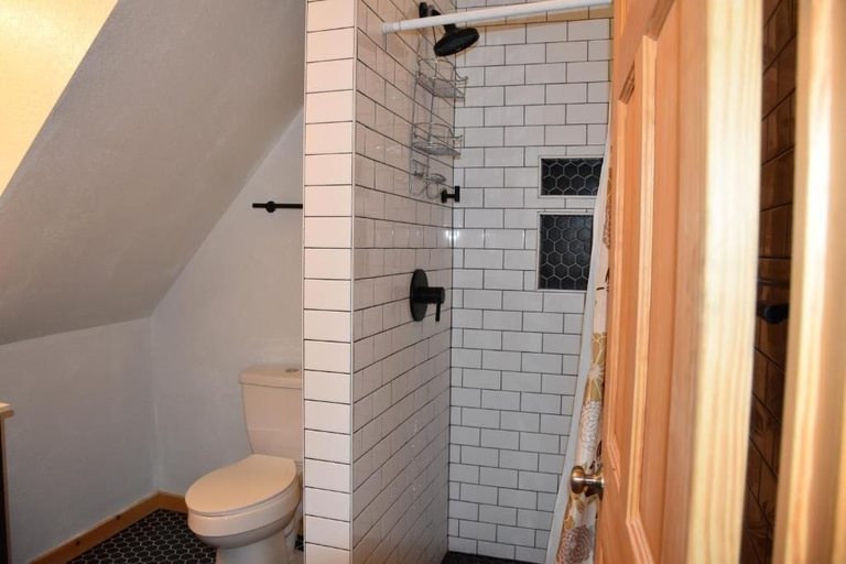 Bathroom 5, Wilderness Cove Campground, Polk