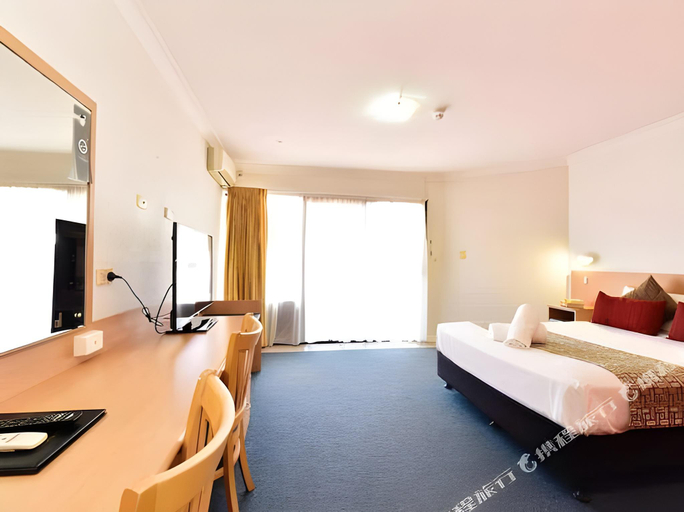 Bedroom 3, The Diplomat Motel, Alice Springs- Stuart