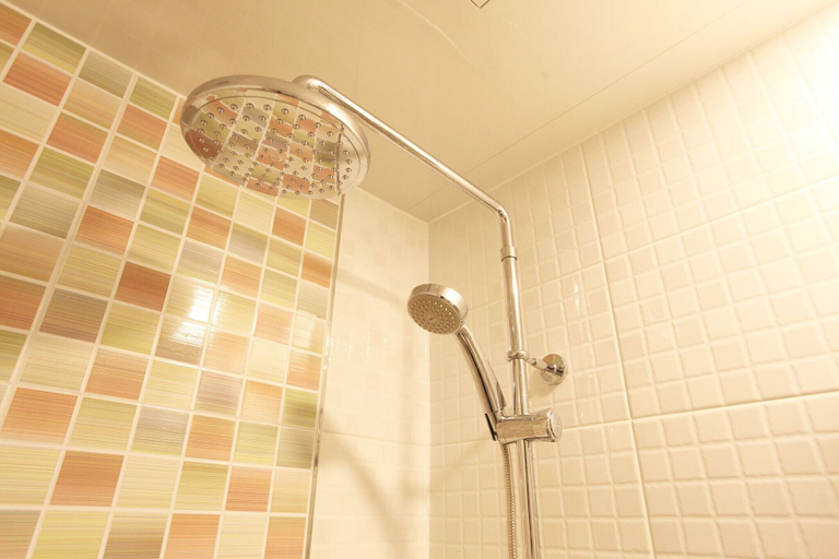 Bathroom 5, Myeonmok Choi Hotel, Jungnang