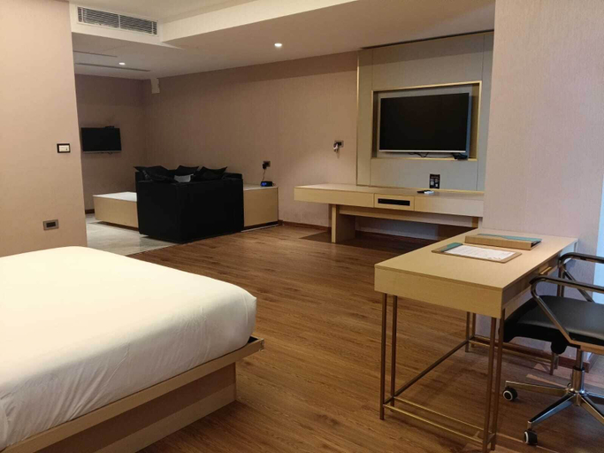 Room 3, Hotel P4 City Center Jabalpur, Jabalpur