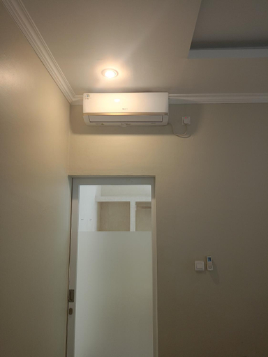 Others 4, Sodara Villas batu bolong, Badung