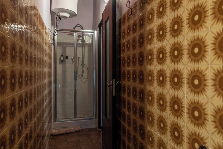 Bathroom 2, La Casa dei Ricordi, Bologna