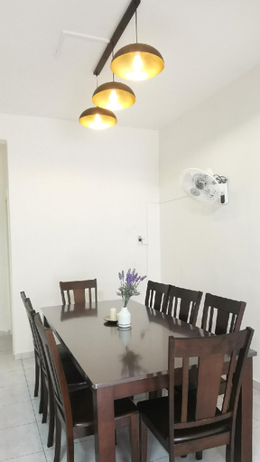 Others 5, Sandakan Homestay, Sandakan
