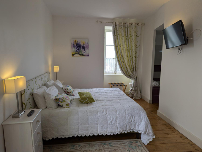 Bedroom, Domaine du Coq, Charente