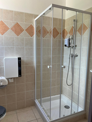 Bathroom 2, Auberge de la meouge, Hautes-Alpes