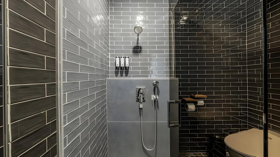 Bathroom 5, Daynice hotel, Boryeong