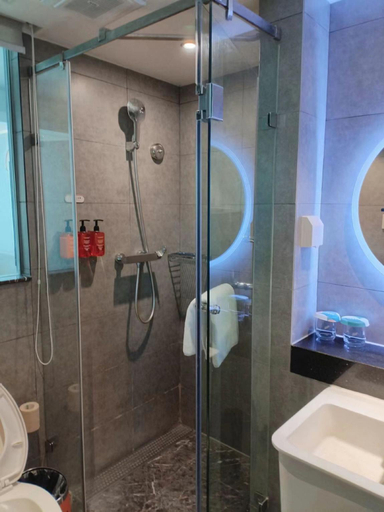 Bathroom 4, Orange Hotel Beijing Wangfujing Pedestrian Street, Beijing