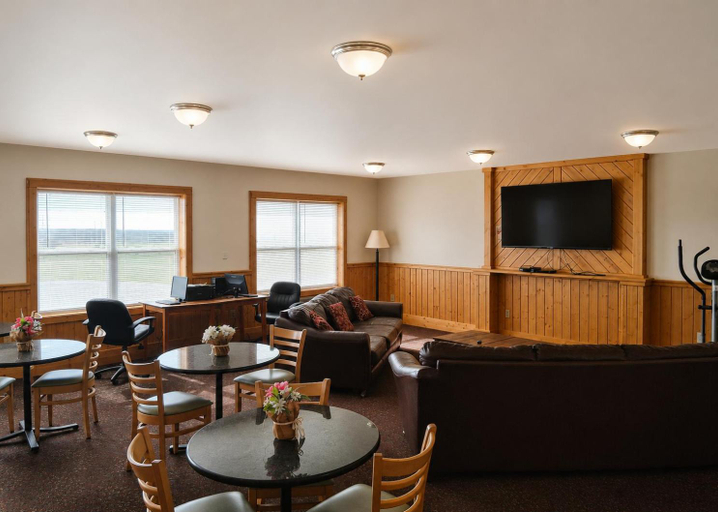 Food & Drinks, Tumbleweed Inn & Suites, McKenzie