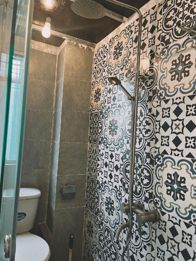 Bathroom, Nhà SaiGon Homestay&Coffee, Bình Thạnh