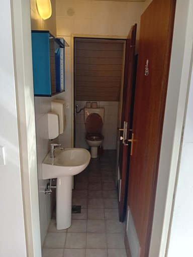 Bathroom, Planinski dom Hermanov Hram, Bovec