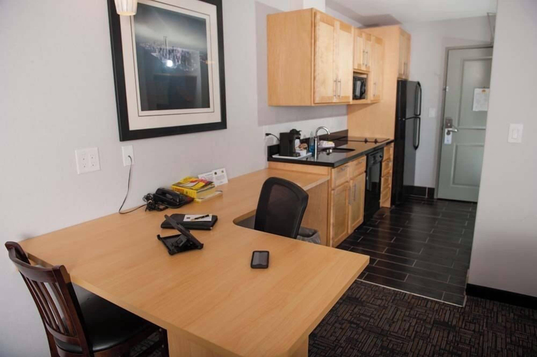 Others 4, Western Star All Suites Carnduff, Division No. 1