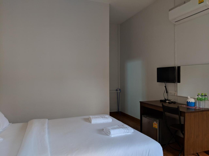 Bedroom 2, Maruay, Tha Chang