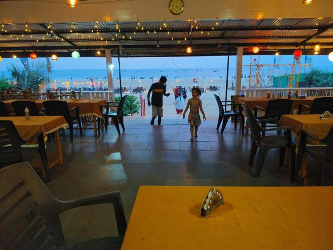 Food & Drinks 4, Roseal Beach Front, North Goa