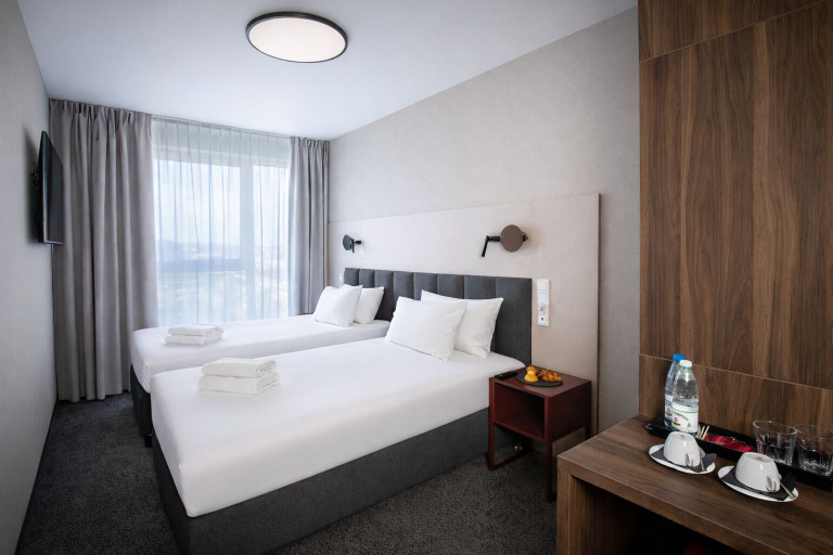 Room 5, Hotel Collegia, Gdańsk City