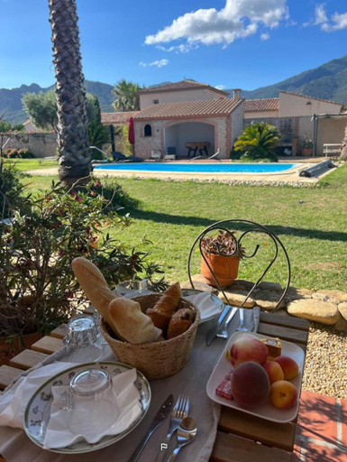 Food & Drinks, Mas Cairou, Pyrénées-Orientales