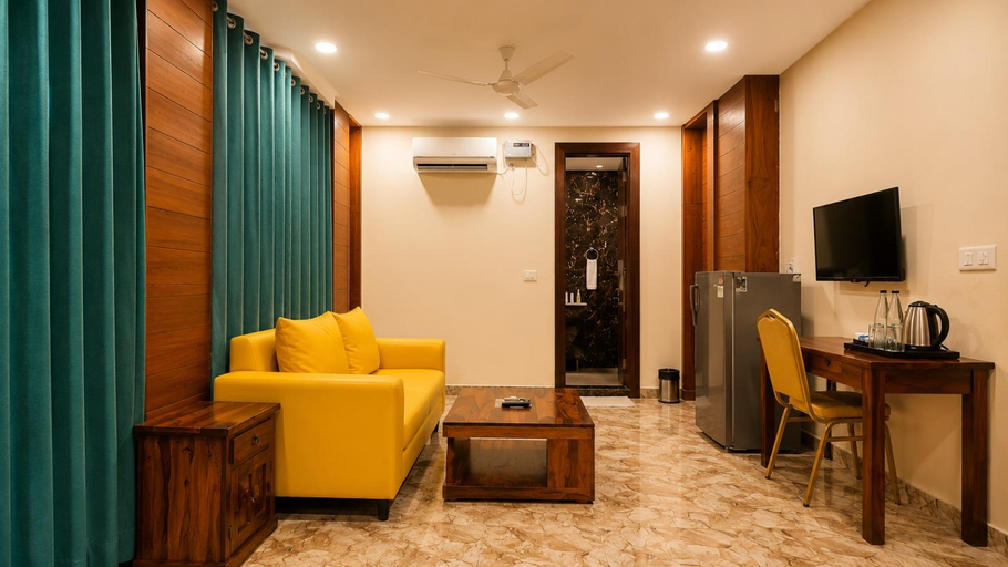Others 2, Lime Tree Hotel near 32nd Avenue , Gurgaon