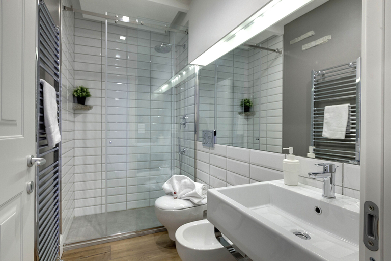 Bathroom, Mamo Florence - Mattonaia Apartment, Florence