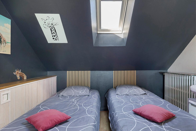 Bedroom 2, La Ferme Des Bigornes, Indre