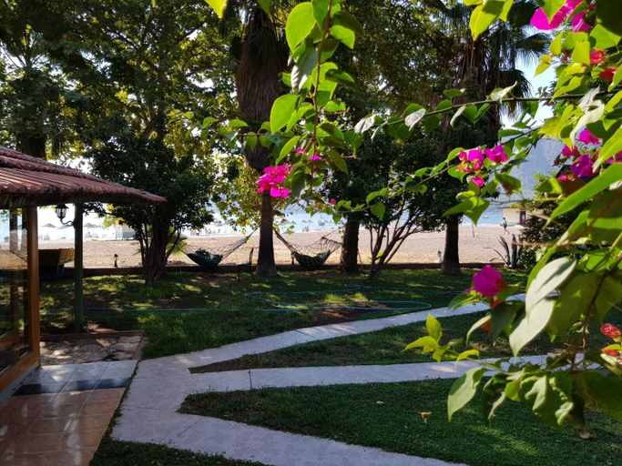 Property grounds 3, Felix pansiyon, Kumluca