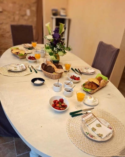 Food & Drinks, Chambres d'hotes du Lac Beausoleil, Dordogne