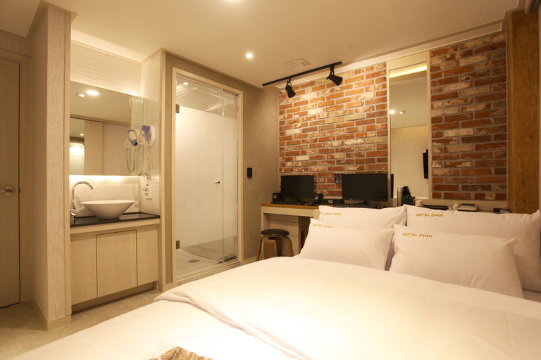 Bedroom 3, Myeonmok Choi Hotel, Jungnang