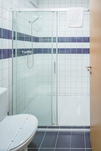 Bathroom 3, Blue Orange Resort, Praha 8