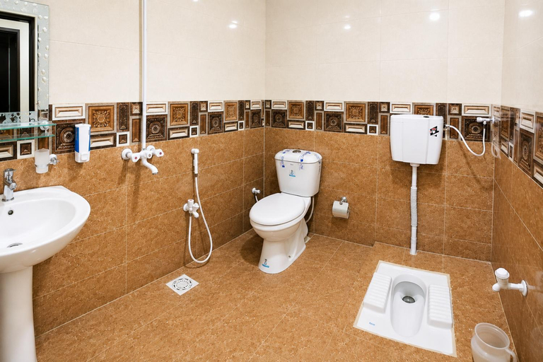 Bathroom 3, Subhan Residency, Karachi