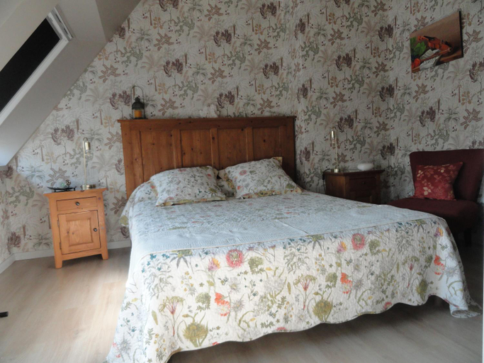 Bedroom, CHAMBRES D'HOTES LASSAY'renite, Mayenne