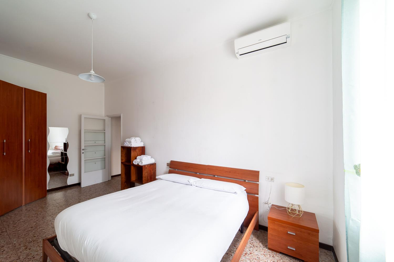 Bedroom 4, Darsena Navigli A, Milano