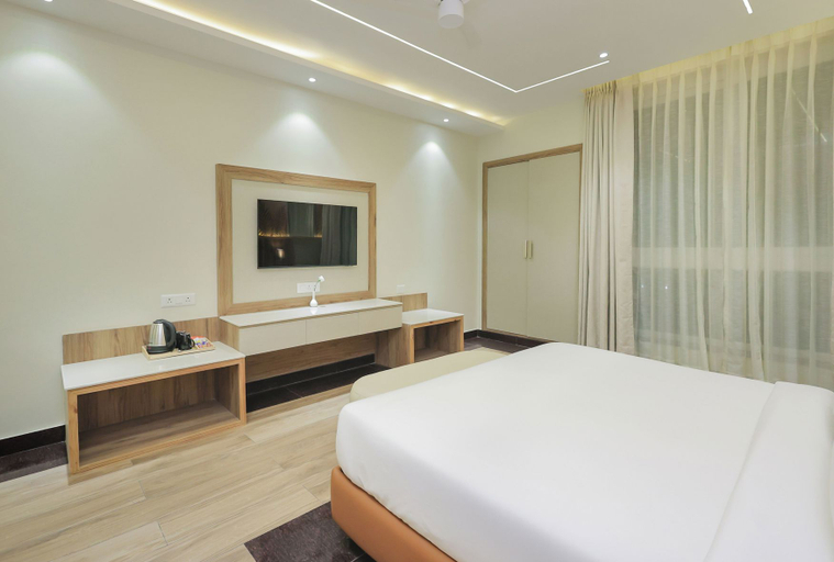 Bedroom 2, ECKO City Centre Rishikesh, Garhwal