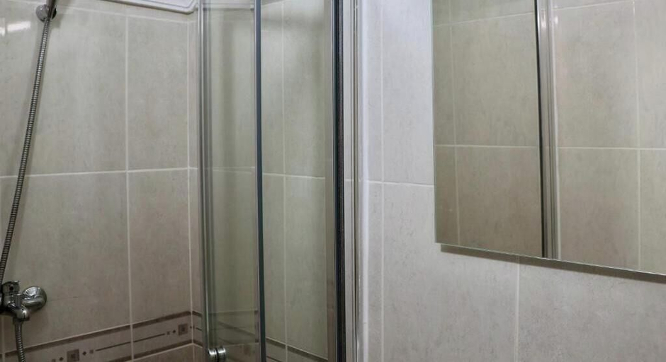Bathroom 3, Casa dos Passos 1, Guarda