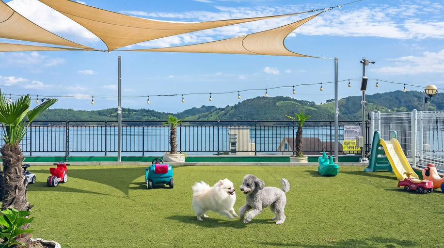 Exterior & Views, Namhae Spring, Summer, Fall, Winter Pet-, Namhae