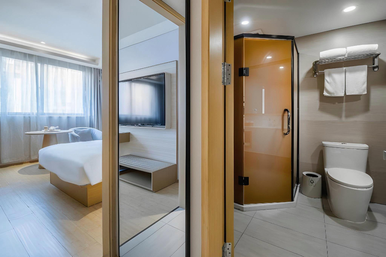 Bathroom 4, JI Hotel Shanghai Caohejing, Shanghai