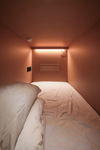 Room 5, Jh blossom capsule & cabin hotel, Busanjin