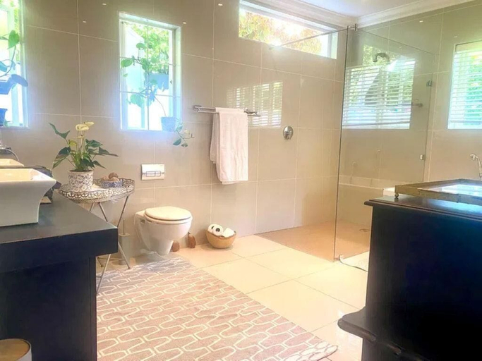 Bathroom 2, Hout Bay Gem 61 Milner, City of Cape Town